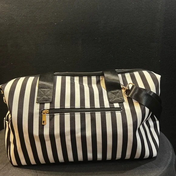 Black and White Striped tote Alice and Olivia - Picture 6 of 9
